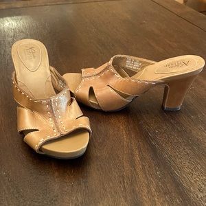 Clarks Artisan Collection Sandals size 6